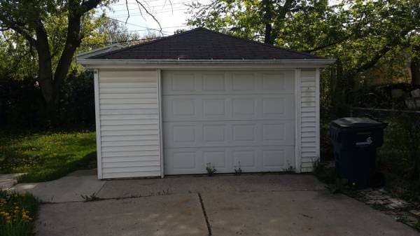 Building Photo - 2 Bedroom Single Family