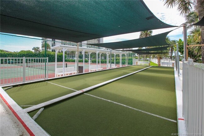 Building Photo - 10680 S Ocean Dr