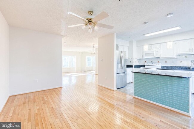 Building Photo - 7261 S Ora Ct