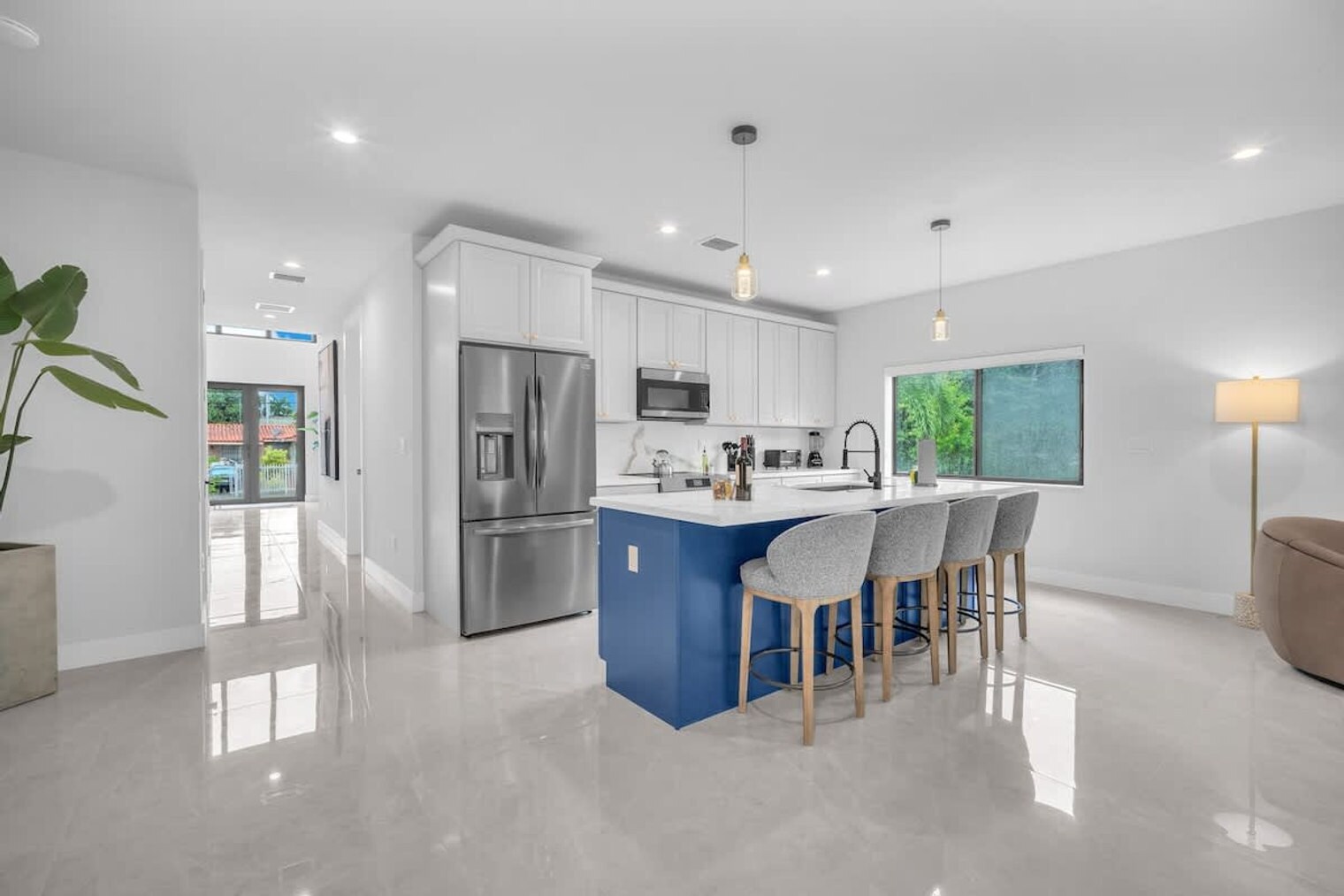 Building Photo - 2951 NW 13th St