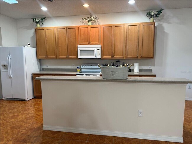 Building Photo - 4056 Meadowlark Dr