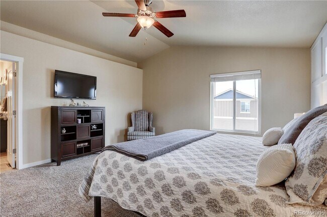 Building Photo - Beautiful 3 Bedroom 3 Bath Home Available ...