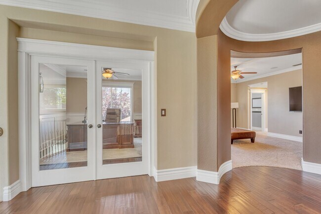 Building Photo - 225 Sagemoor Ct