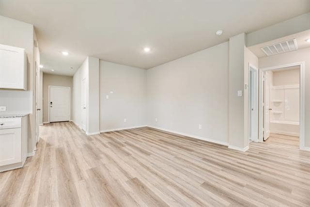 Building Photo - 16521 Hudson Pr Wy