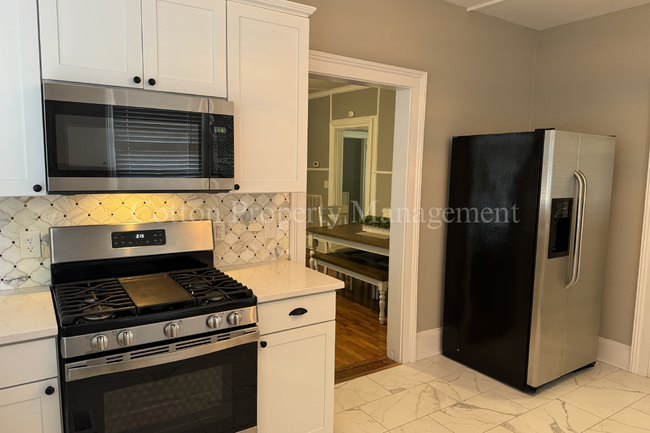 Building Photo - 2BR/1BA Home in Carolina Place!  $1,825/mo...