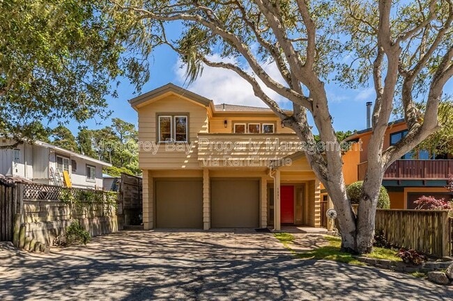 Building Photo - 1231 Funston Ave