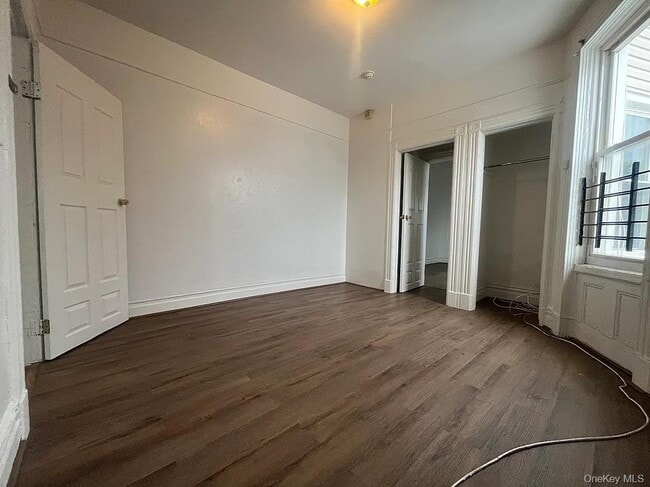 Building Photo - 120 Norwood Ave