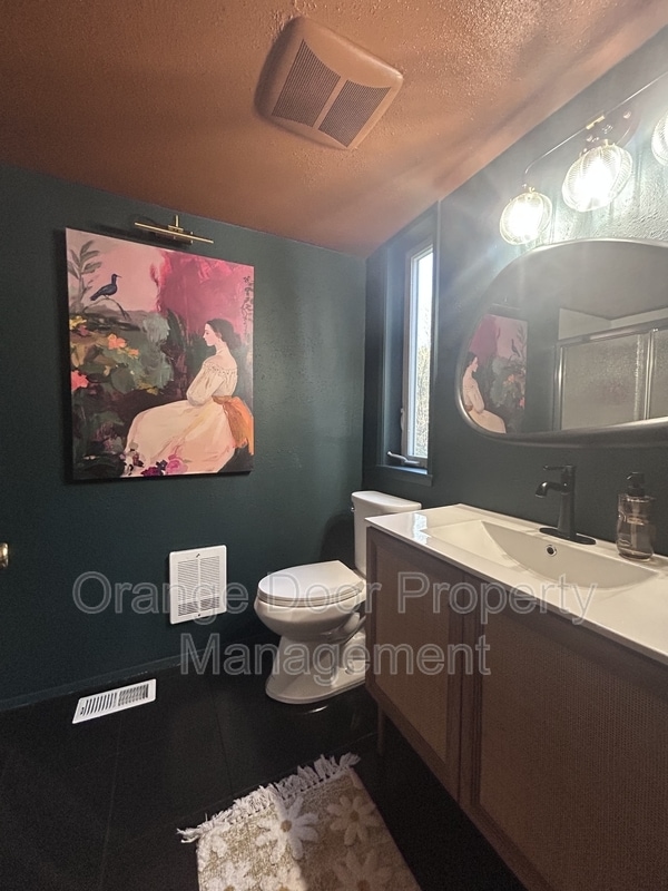 Building Photo - 9904 42nd St Ct NW