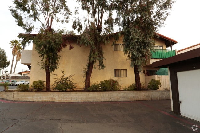 Building Photo - Shady Ridge Apartments