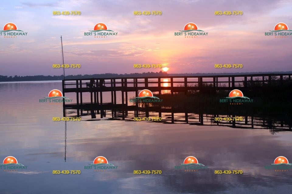 Fishing pier at sunrise, common area for residents - 2854 Tindel Camp Rd