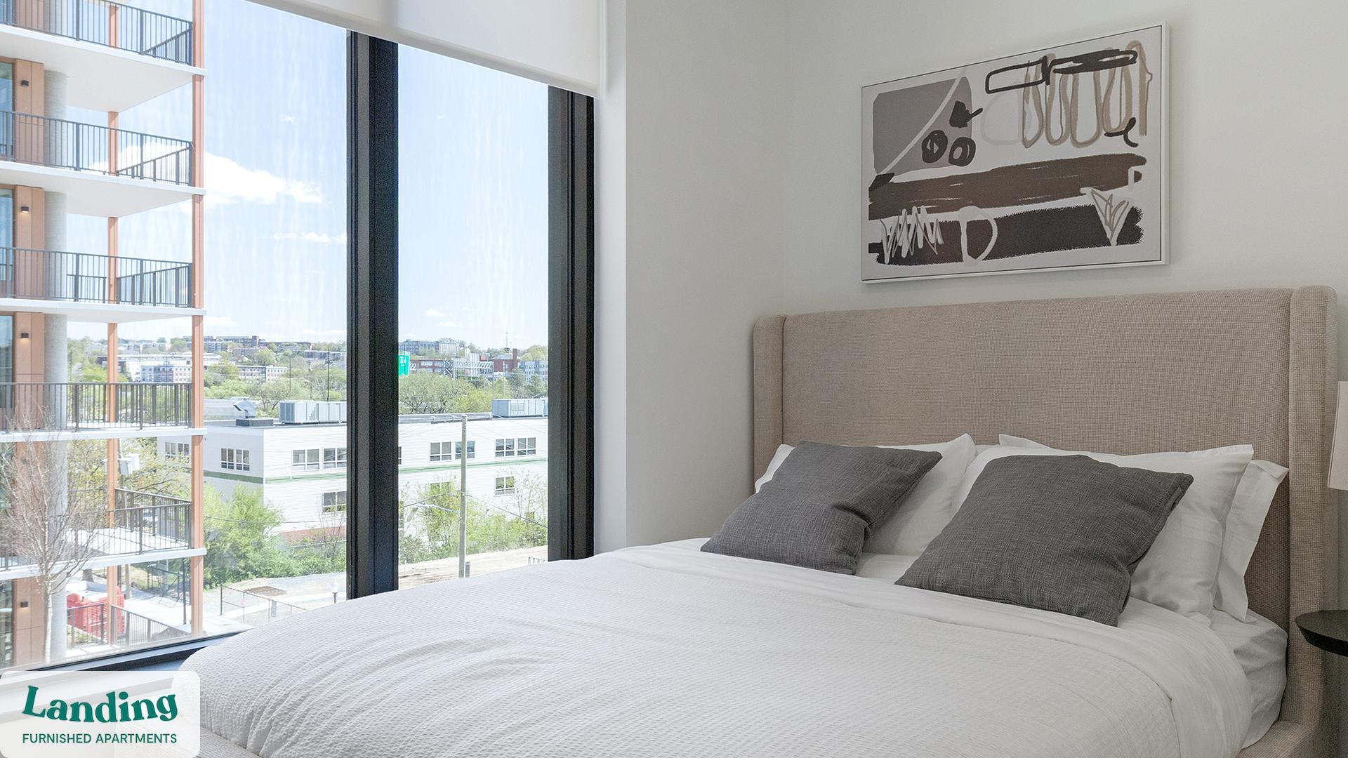 Building Photo - 632 Howard Rd SE