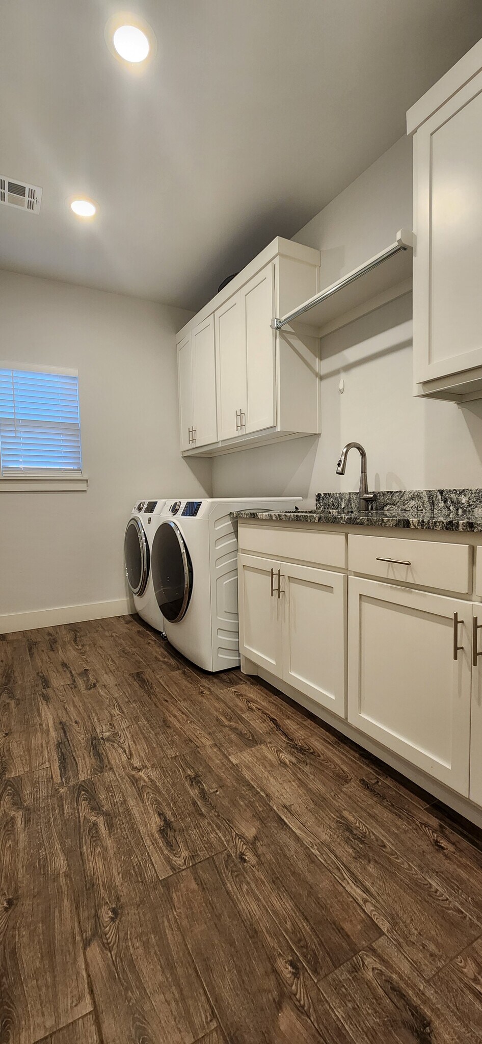Building Photo - 16408 Brookefield Dr