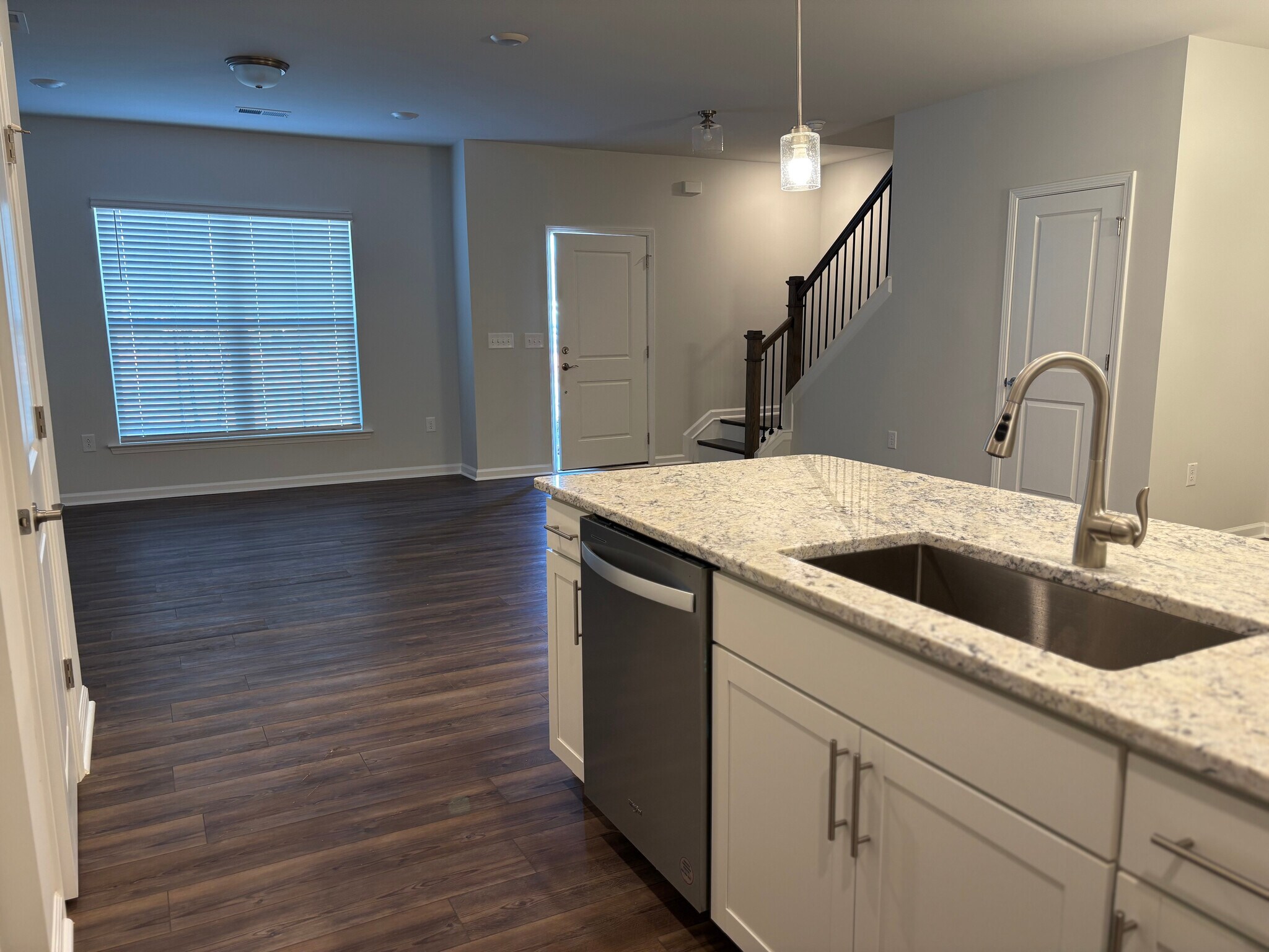 Building Photo - 124 Abbots Mill Dr