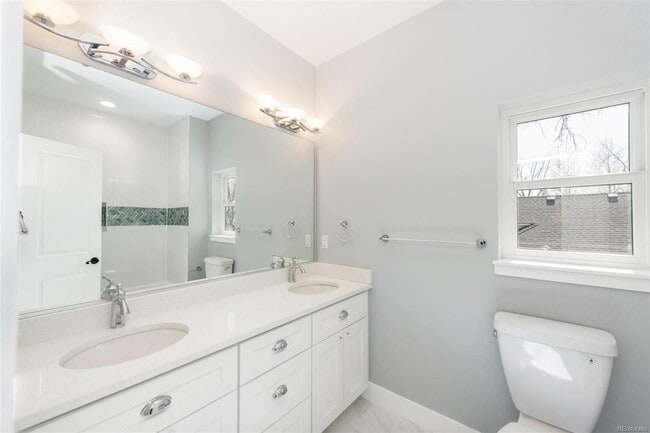 Building Photo - 3700 W 49th Ave