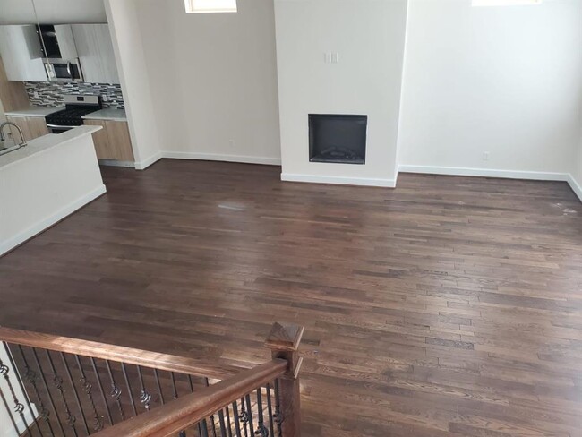 Building Photo - 9416 Glenfield Ct