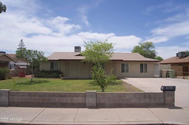 Primary Photo - 8334 N 55th Ave