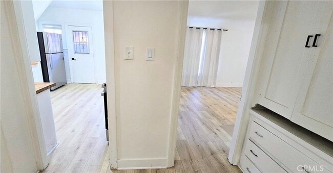 Building Photo - 5747 Jefferson Ave