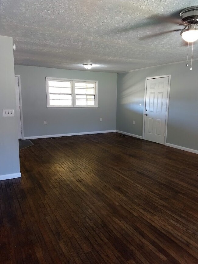 Building Photo - 1164 Bowman Loop