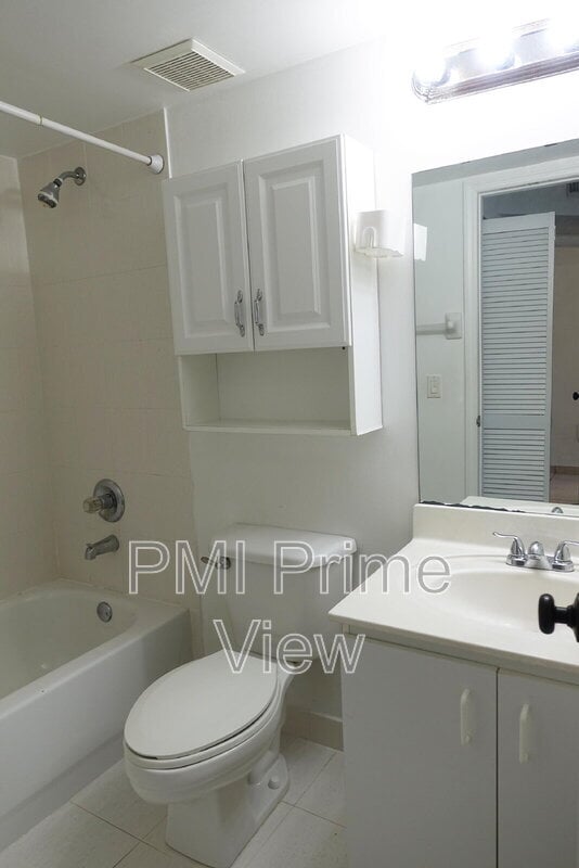 Building Photo - 6425 SW 130th Pl