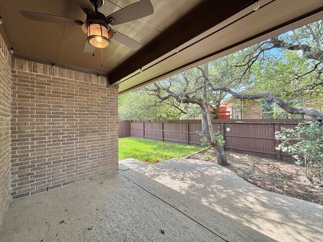 Building Photo - 4 Bedroom Home with Pool in Kinder Ranch!