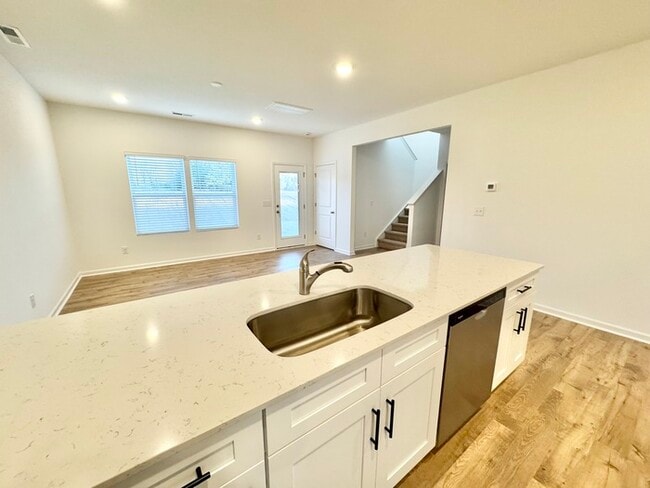 Building Photo - Three bedroom 2 1/2 bath single-family home in the new Kensington community