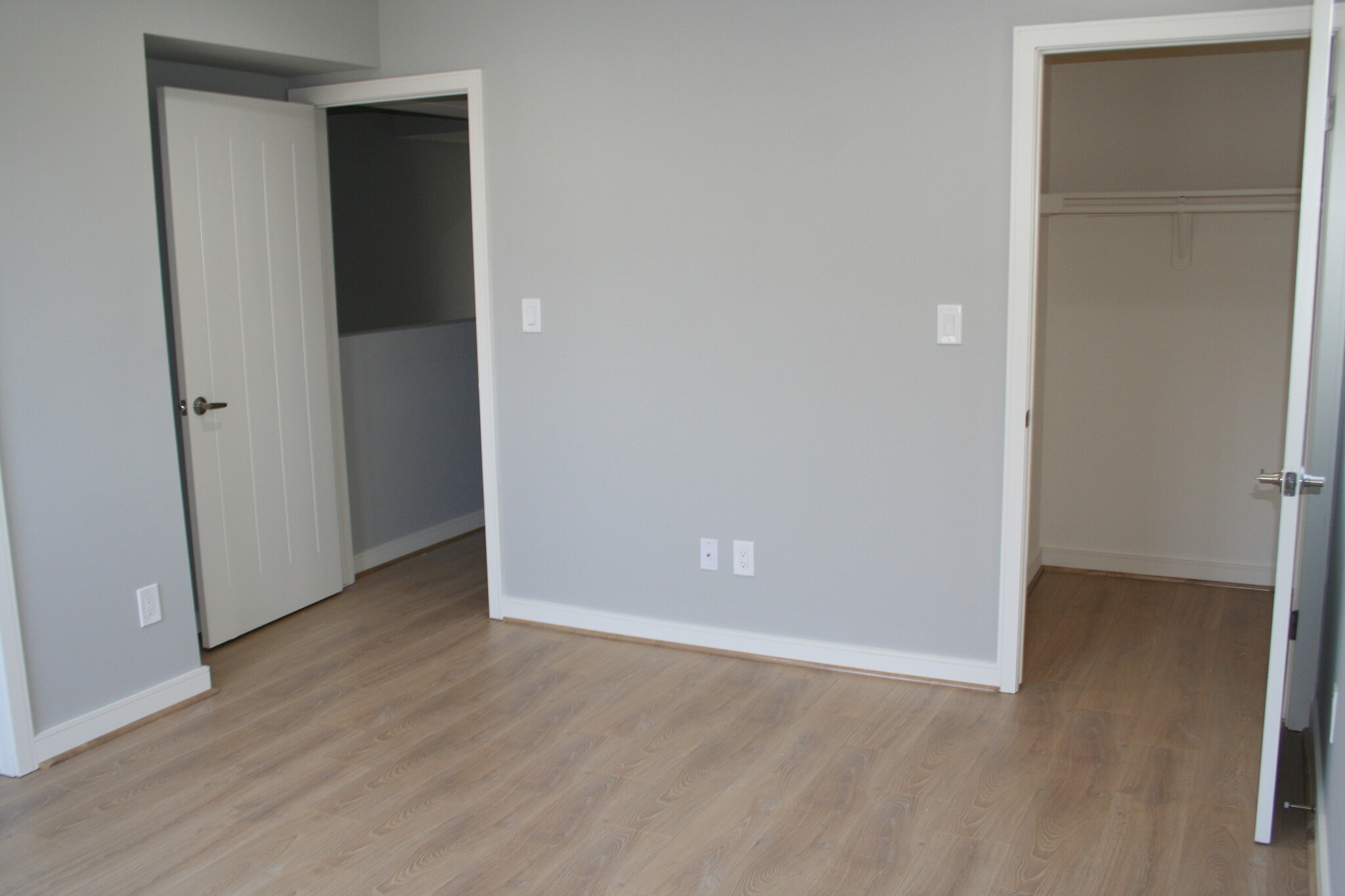 Building Photo - 5313 Riverton Ave