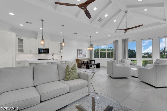 Building Photo - 6585 Dominica Dr