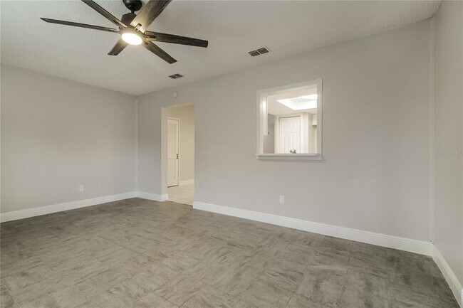 Building Photo - 506 Providence Blvd