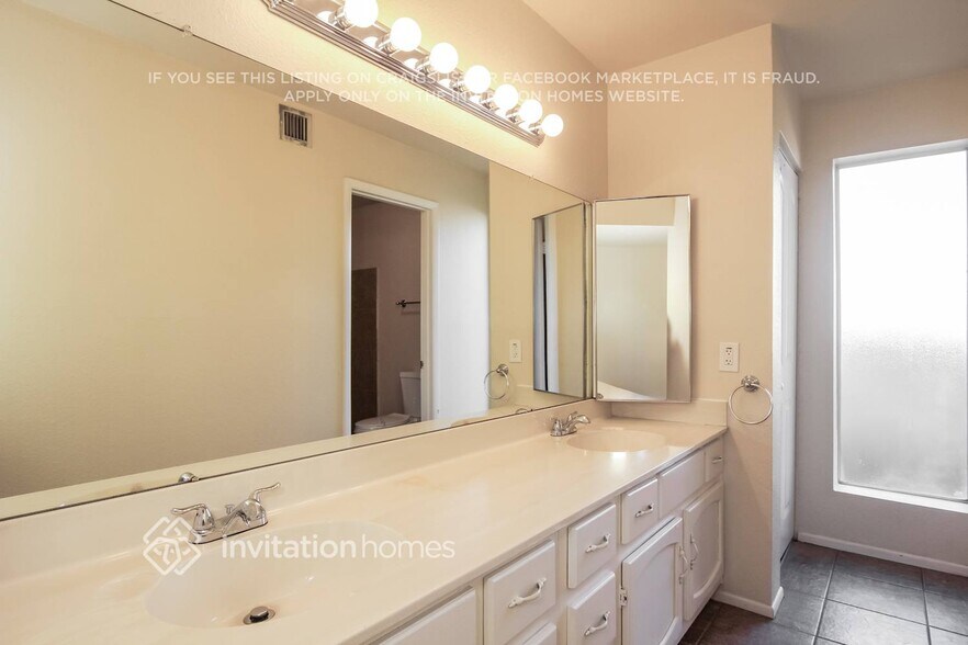 Building Photo - 17007 N 49th Ave