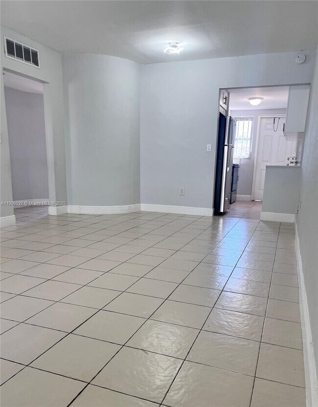 Building Photo - 3490 SW 9th St