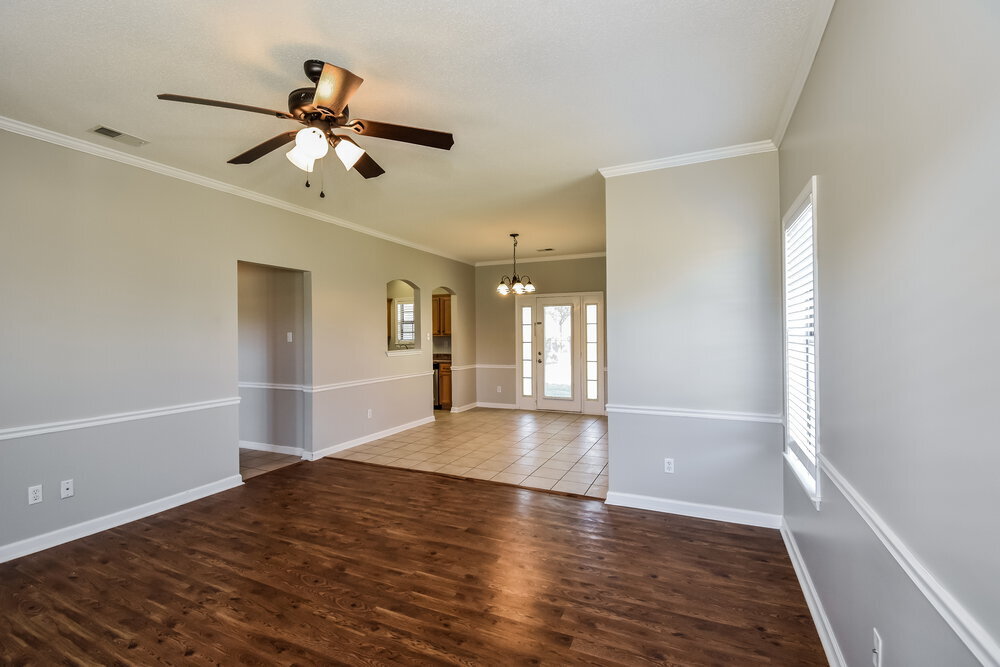 Building Photo - 120 Penny Ln