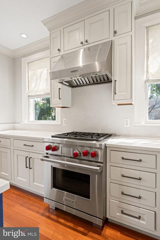 Building Photo - 509 Duke St