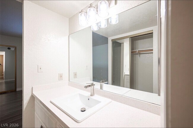 Building Photo - 5336 Mancos Ct