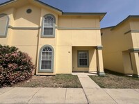 Building Photo - 1000 Ranchway Dr