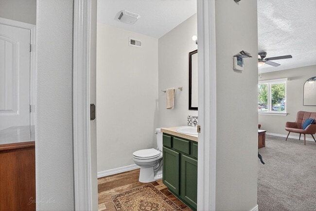 Building Photo - Single Family Home For Rent