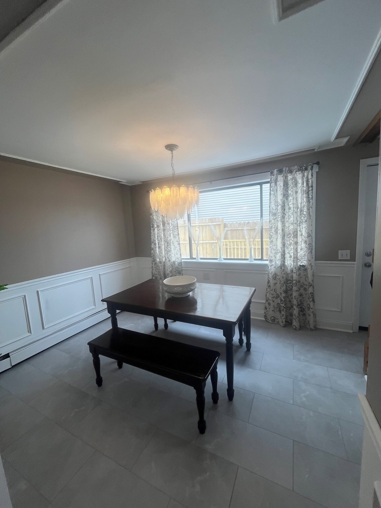 Building Photo - 14 Cherry St