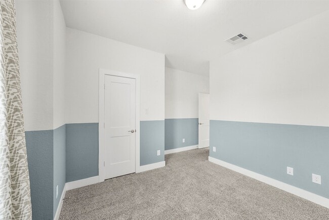 Building Photo - 21131 Medina River Dr