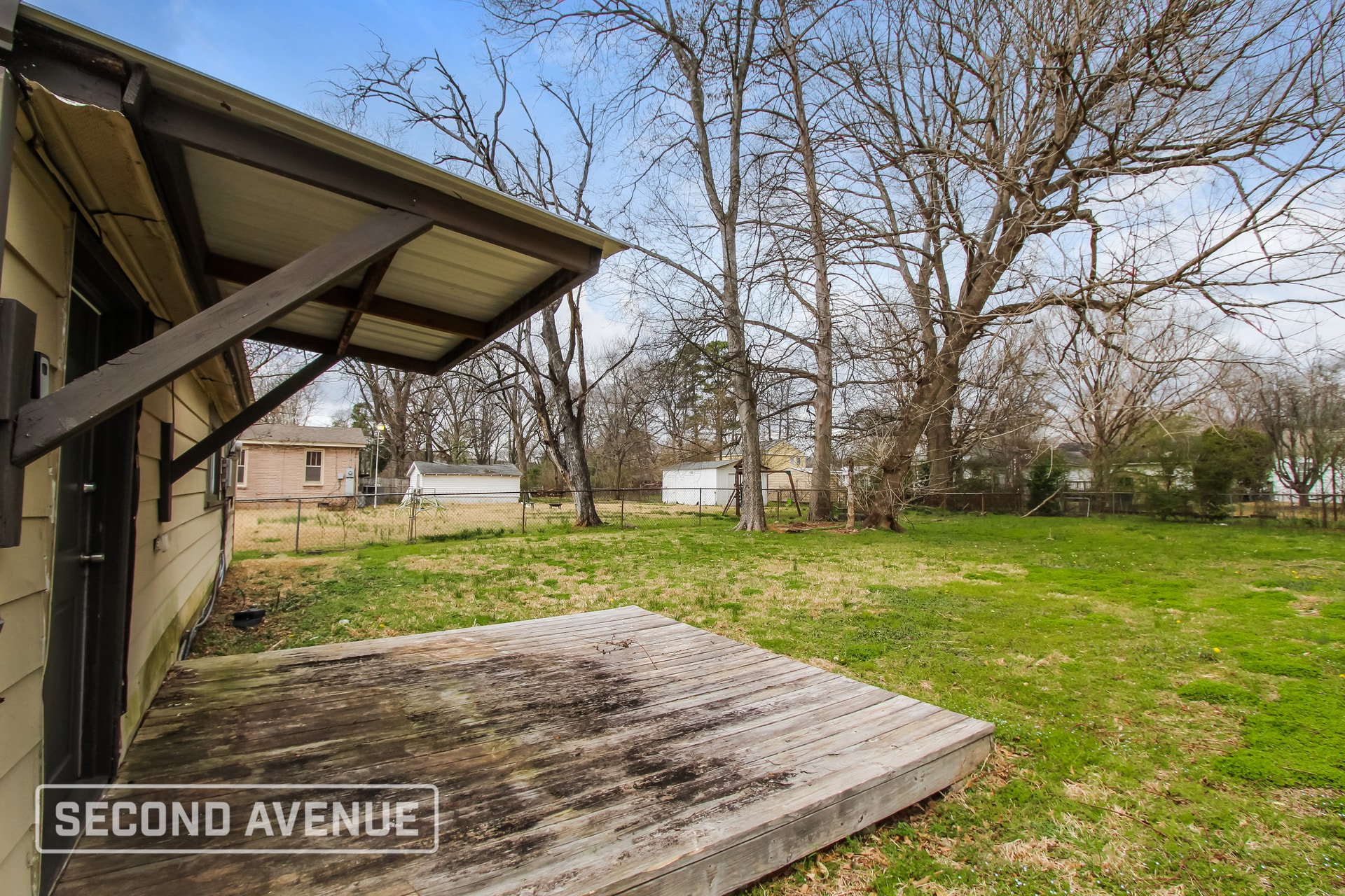 Building Photo - 208 Kentwood Ave