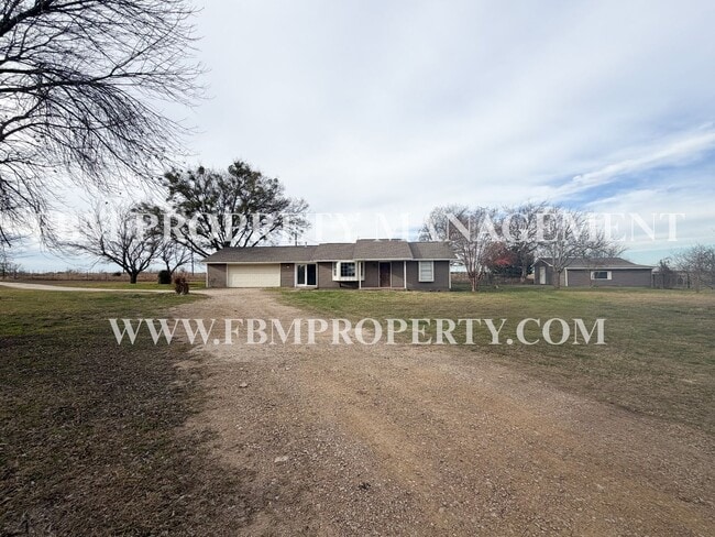 Building Photo - 107 Berrys Chapel Rd