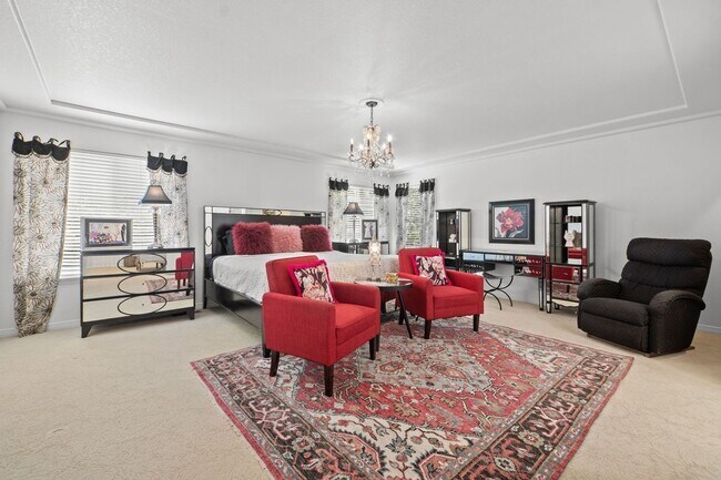 Building Photo - 2062 Hyacinth Rd