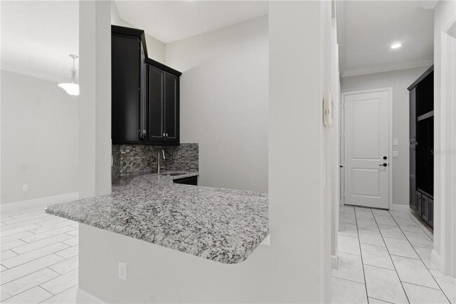 Building Photo - 30271 Southernwood Ct