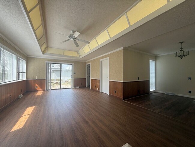 Building Photo - Great Experiences Are Just Around The Corner at Keener!