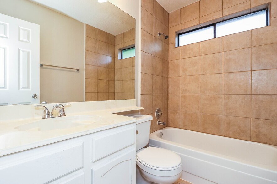 Building Photo - 309 Chasmier Way