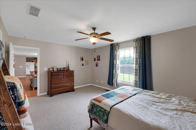 Building Photo - 2014 Cherrywood Dr