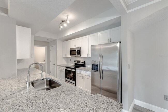 Building Photo - 12012 Villanova Dr