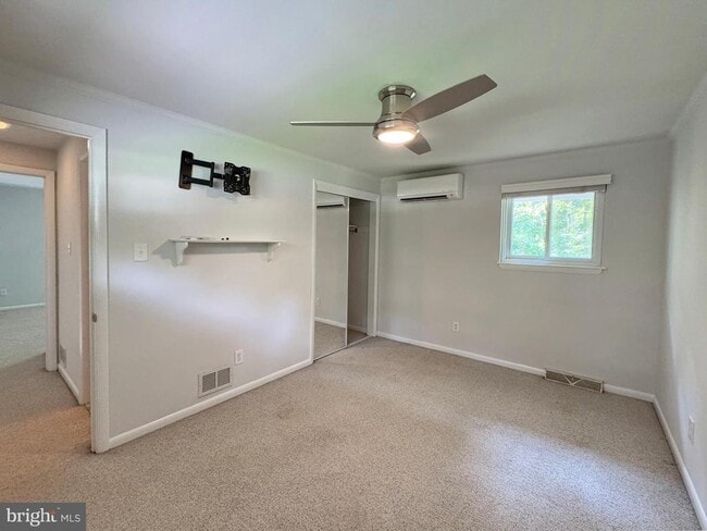 Building Photo - 29080 Autumnwood Dr