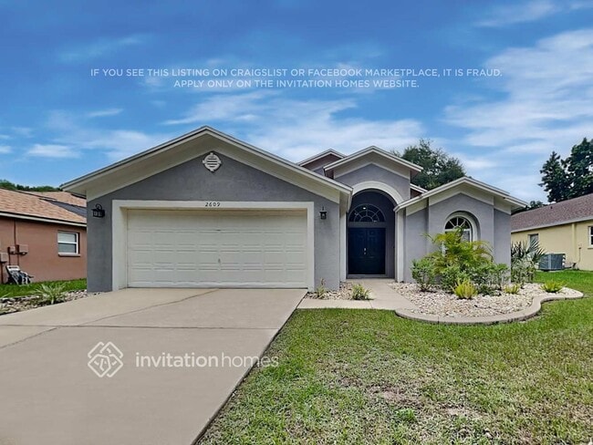 Building Photo - 2609 Brookville Dr