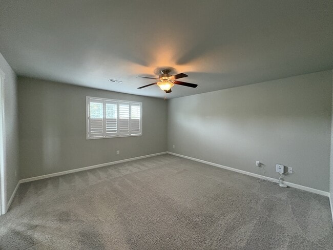 Building Photo - 14011 63rd Ave E