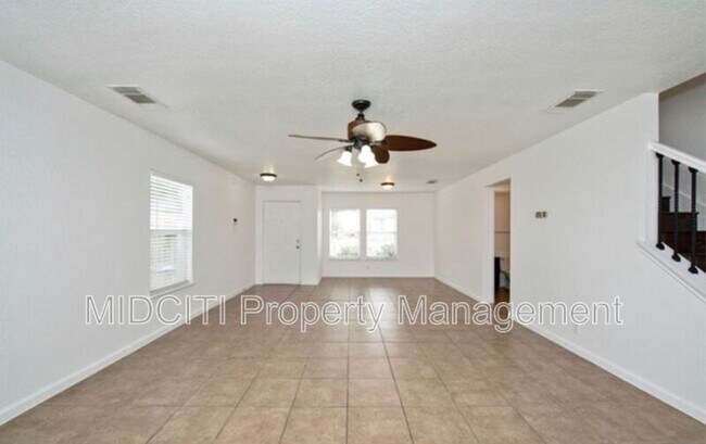 Building Photo - 9739 Chelsea Cir