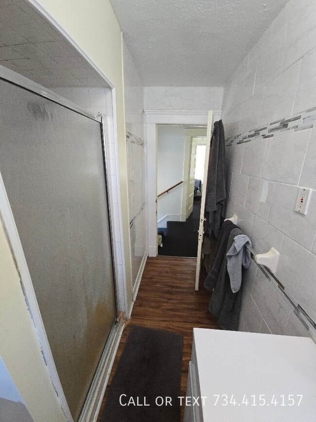 Building Photo - 502 Benjamin St